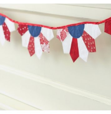 Dresden Patriotic Banner Free Sewing Pattern