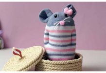 Sock Mouse Free Sewing Pattern and Video Tutorial