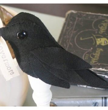 Raven Halloween Decor Free Sewing Pattern